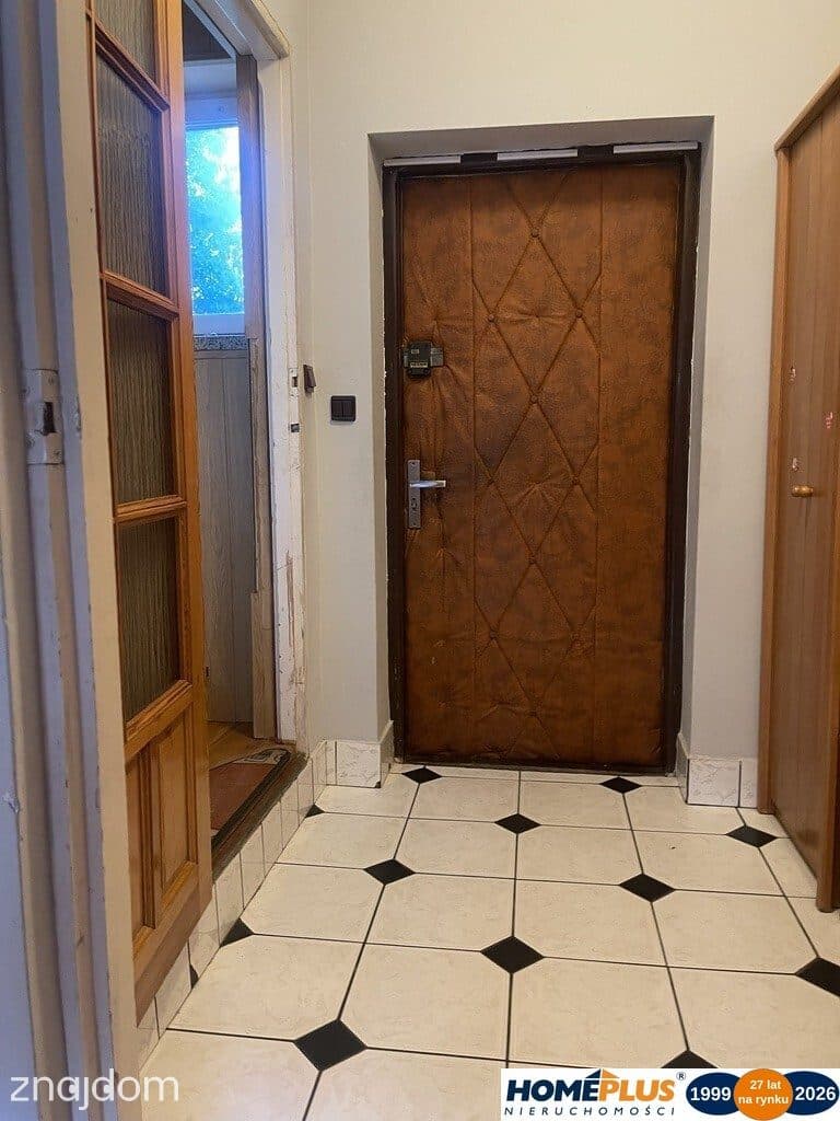Przestronny dom 300 m², 9 pokoi, działka 800 m² - zdjęcie 19