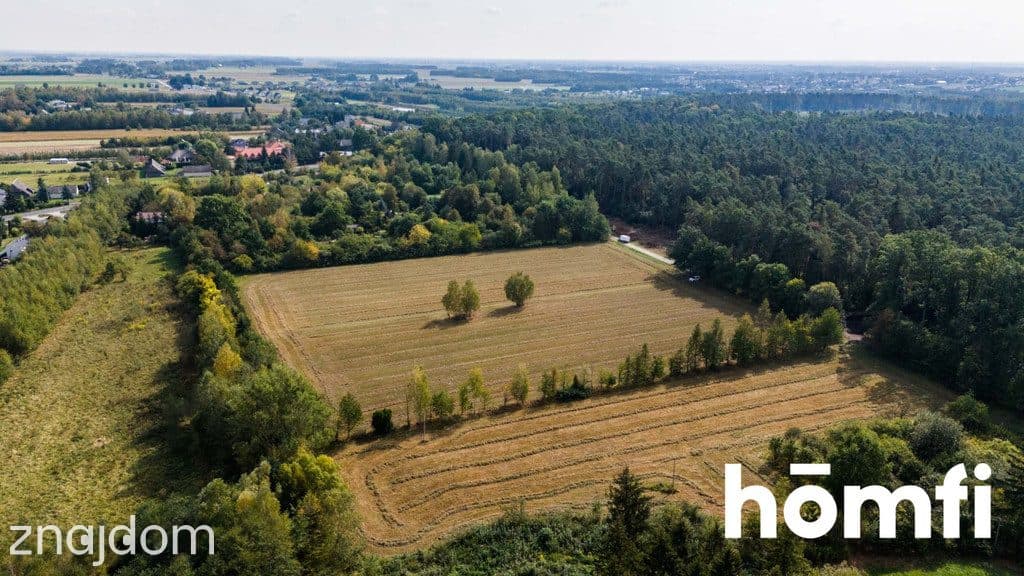 Działka z WZ na 8 domów jednorodzinnych