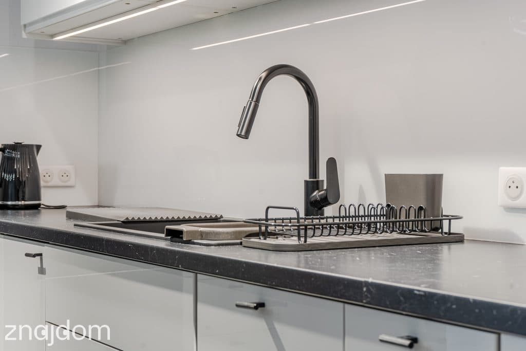 Apartament w Śródmieściu - zdjęcie 12