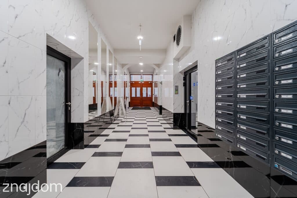 Apartament w Śródmieściu - zdjęcie 17