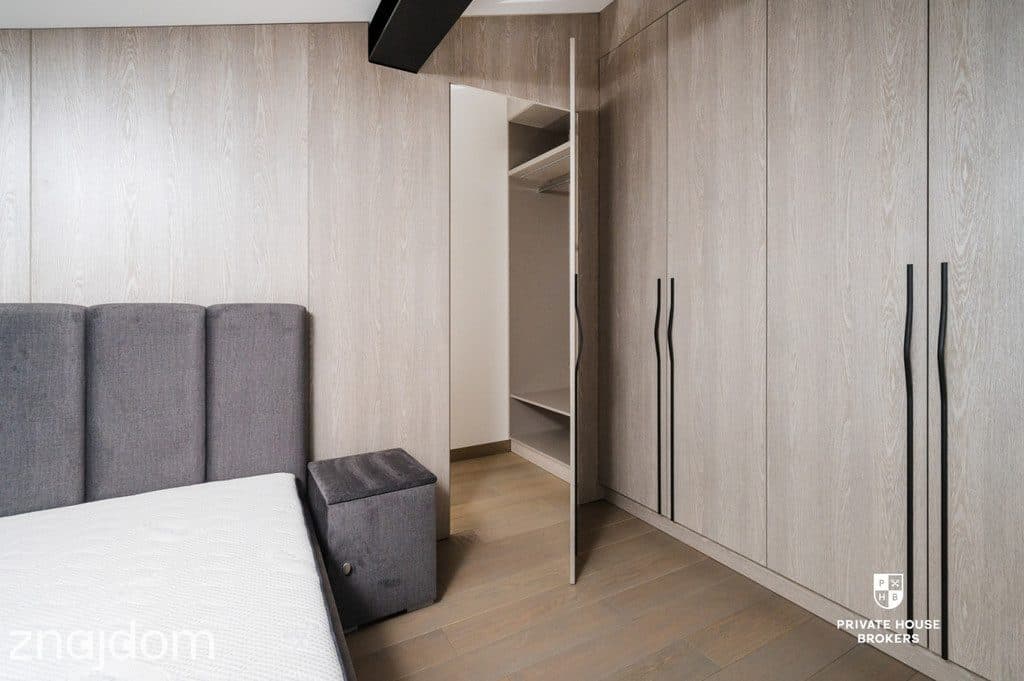 Dwupoziomowy, wykończony apartament z tarasem - zdjęcie 10