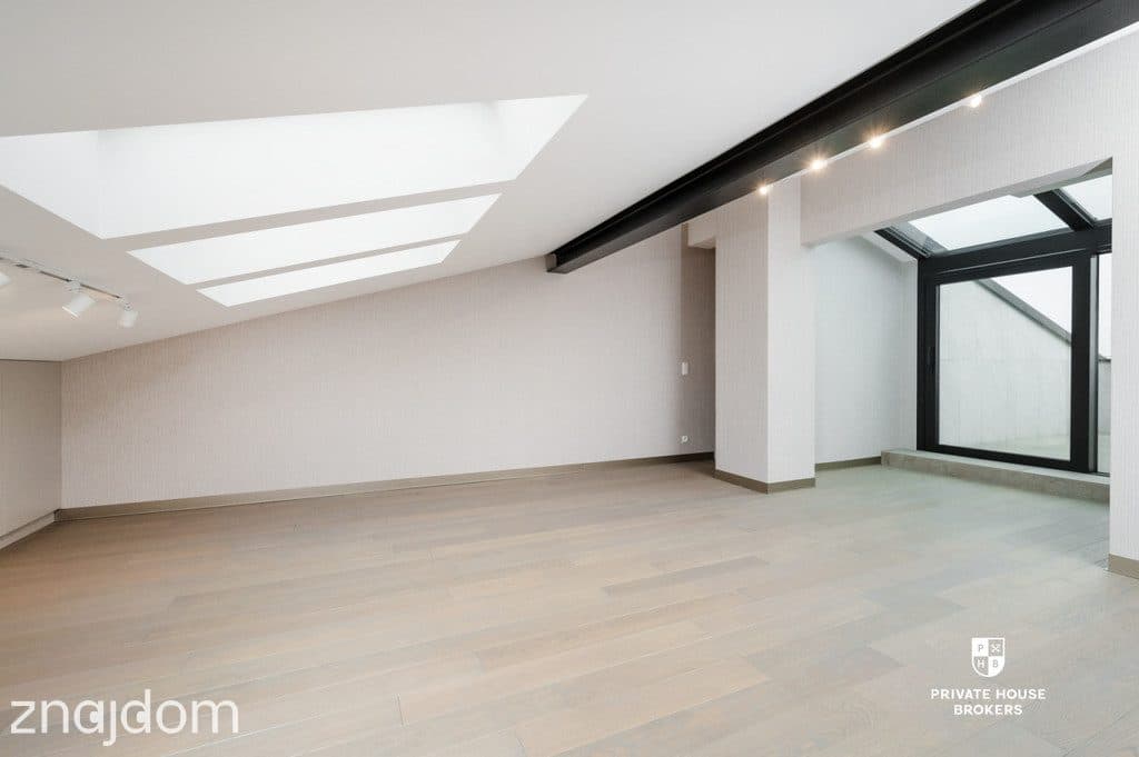Dwupoziomowy, wykończony apartament z tarasem - zdjęcie 14