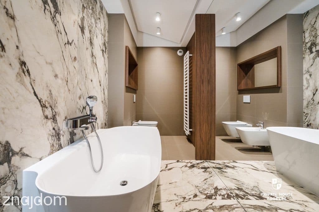 Dwupoziomowy, wykończony apartament z tarasem - zdjęcie 18