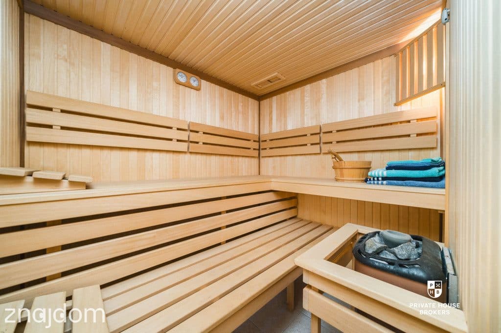 Luksusowa rezydencja 387m² na przestronnej działce - zdjęcie 7