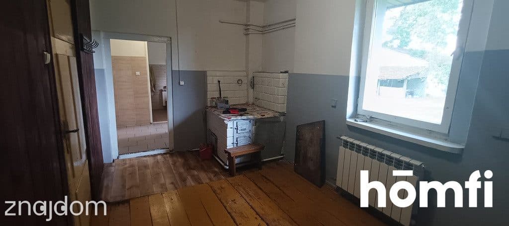 Dom z budynkami gospodarczymi -siedlisko k. Pionek - zdjęcie 9