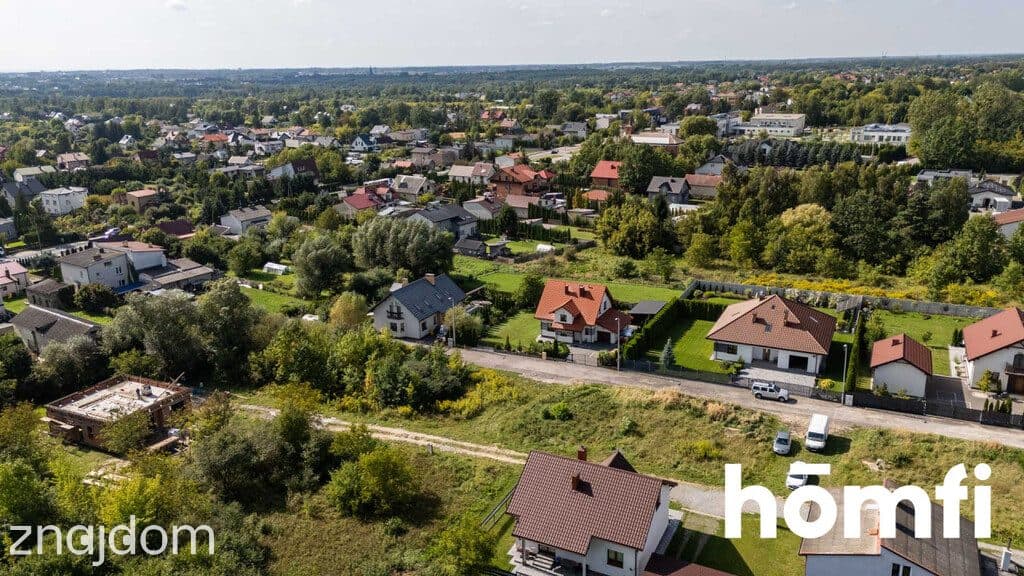 Wygodna działka z mediami, pod budowę domu - zdjęcie 9