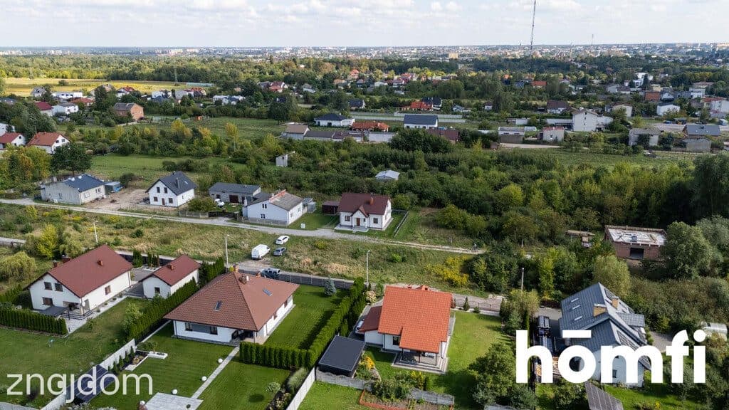 Wygodna działka z mediami, pod budowę domu - zdjęcie 11