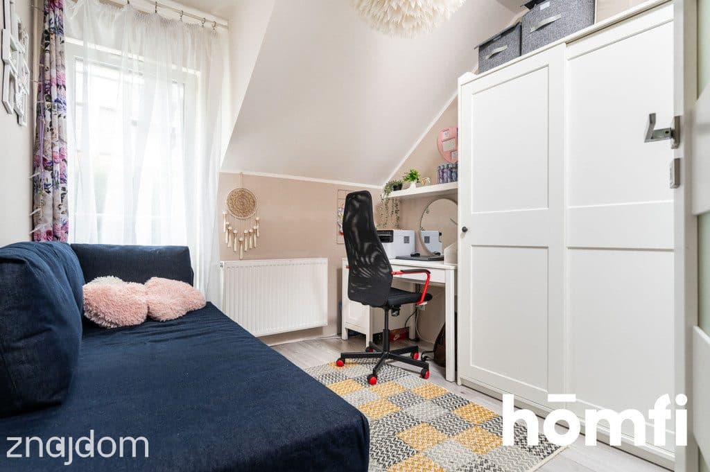 Dom z ogrodem i dodatkowymi 25 m² poddasza - zdjęcie 6