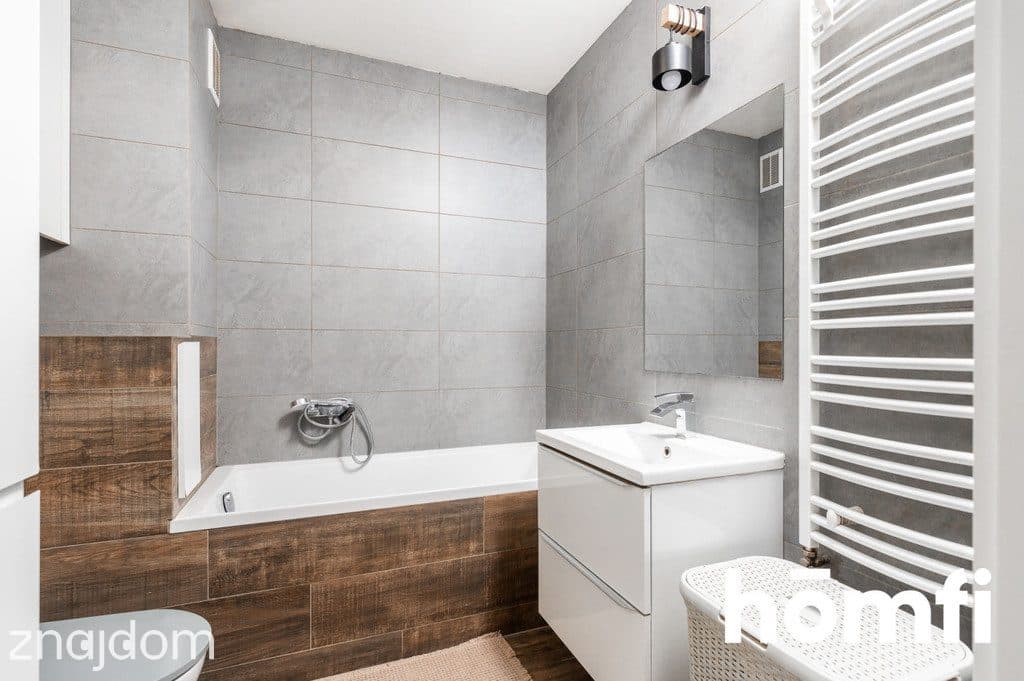 Dom z ogrodem i dodatkowymi 25 m² poddasza - zdjęcie 8