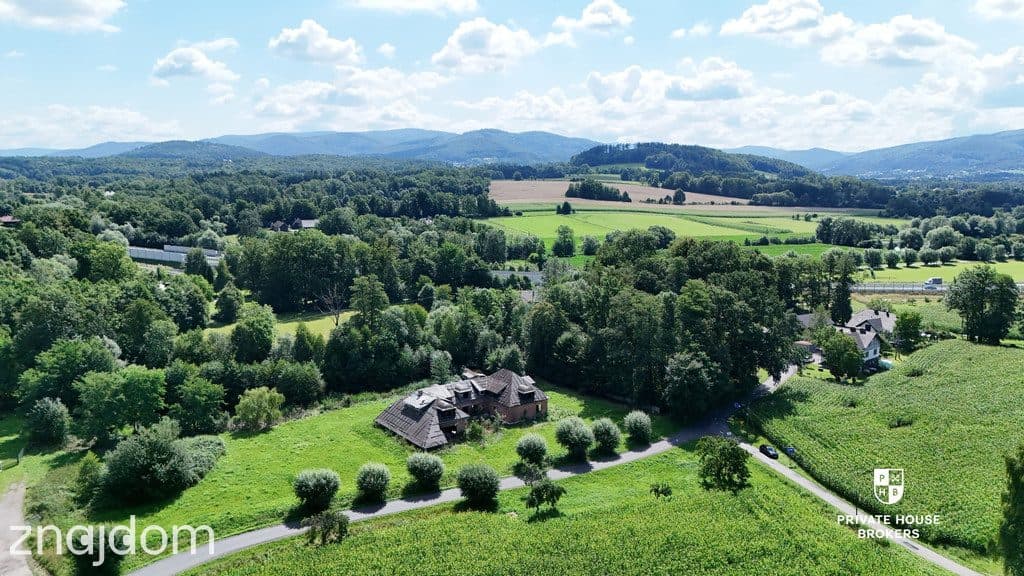 435 m2 | 77 AR | dom - stan surowy | Pogórze