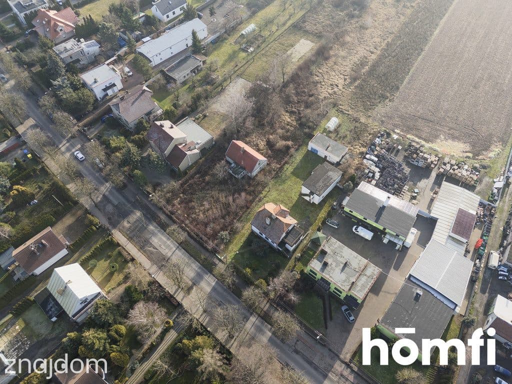 Uzbrojona działka budowlana z możliwością podziału - zdjęcie 2