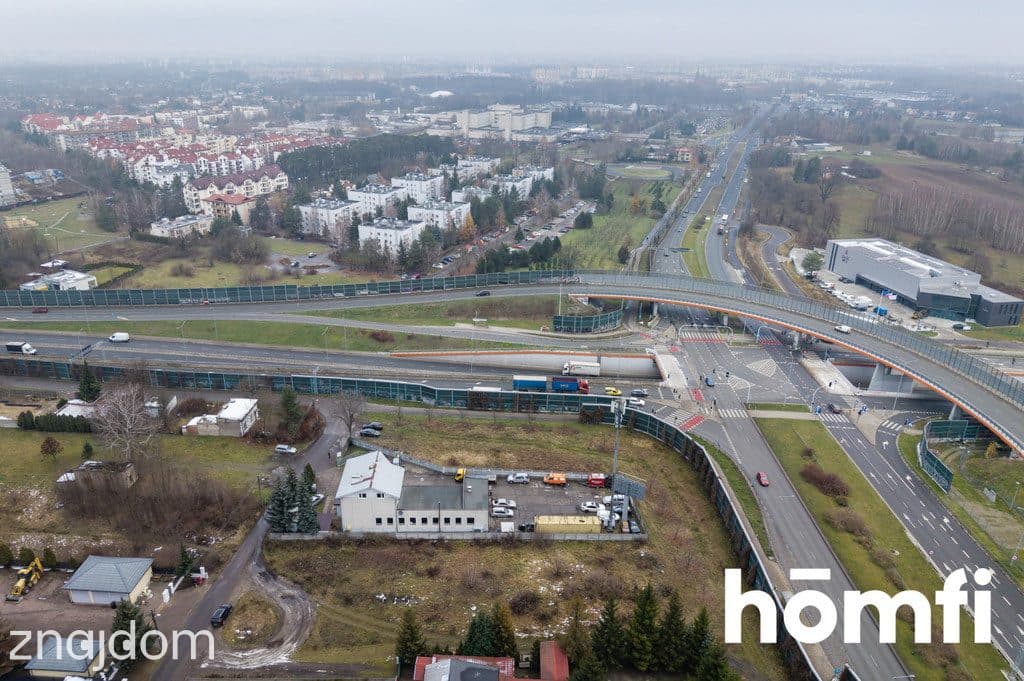 Dom z warsztatem 490 m² przy A1 i Trasie Górnej - zdjęcie 4