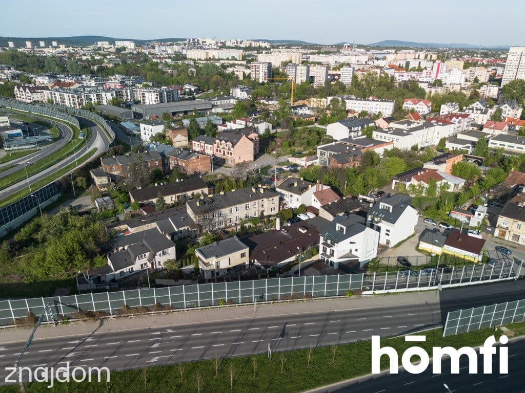 Dom z potencjałem inwestycyjnym, blisko dworca - zdjęcie 12