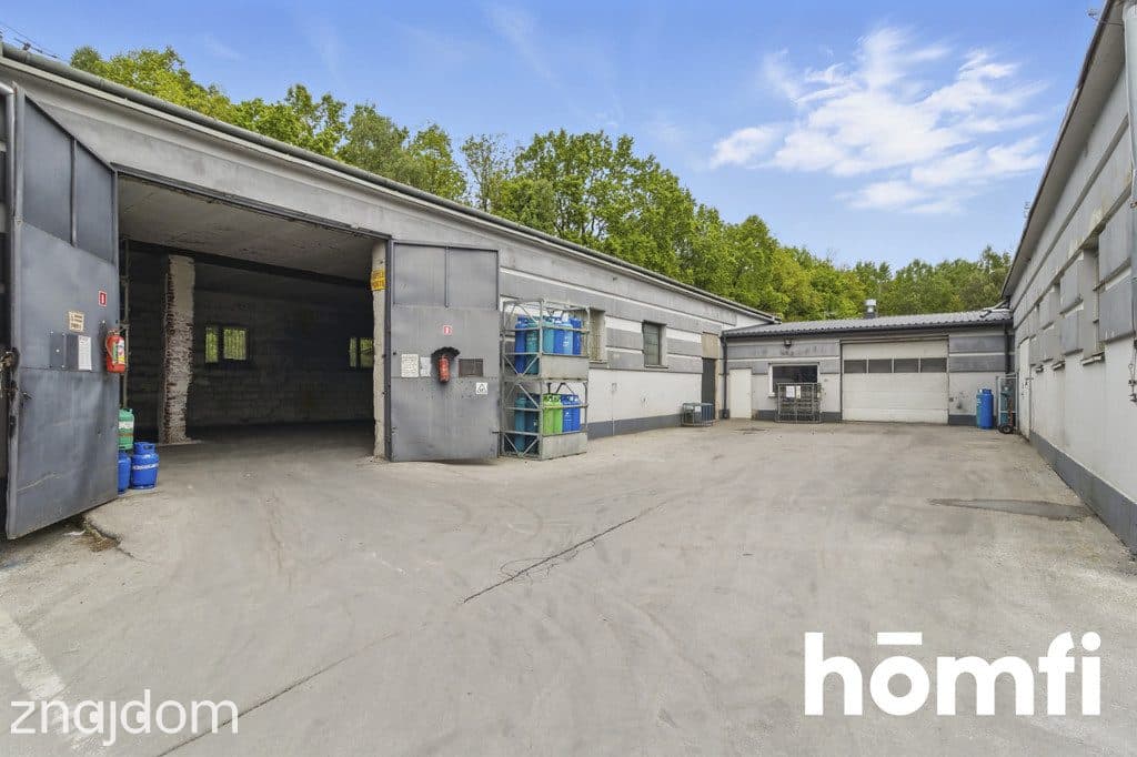 Kompleks budynków biurowo-magazynowych - zdjęcie 18