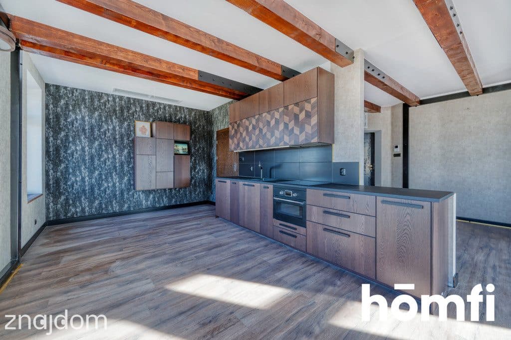 Apartament z antresolą i niepowtarzalnym widokiem - zdjęcie 8