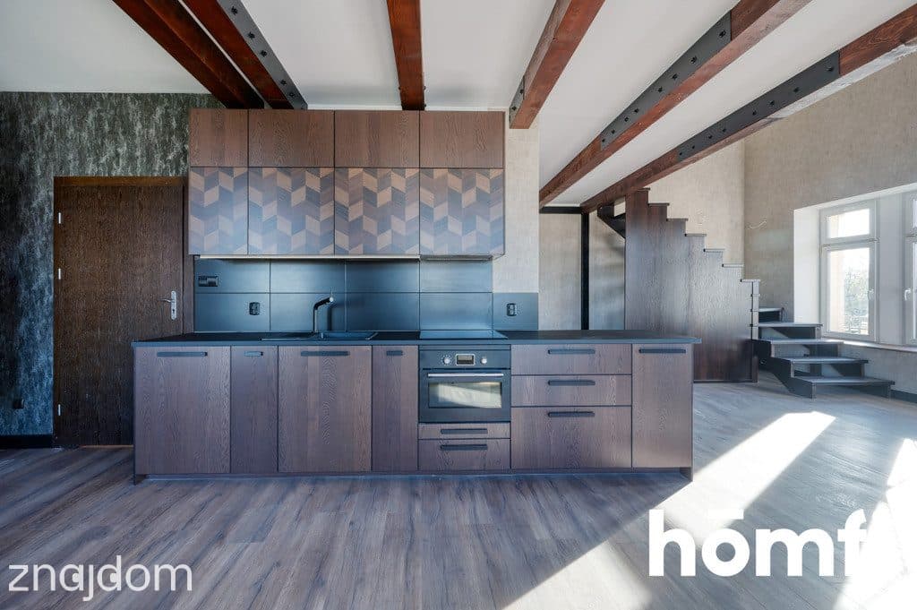Apartament z antresolą i niepowtarzalnym widokiem - zdjęcie 10