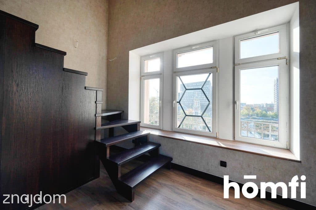 Apartament z antresolą i niepowtarzalnym widokiem - zdjęcie 12