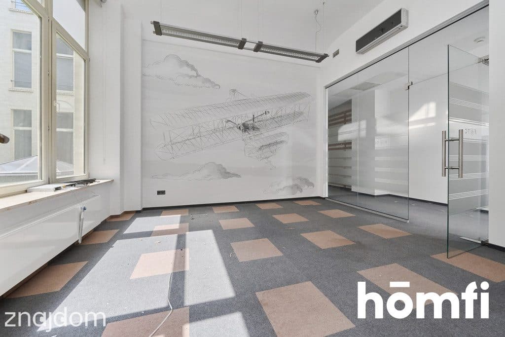 Na wynajem przestronny lokal 260 m2 Rynek 1 piętro