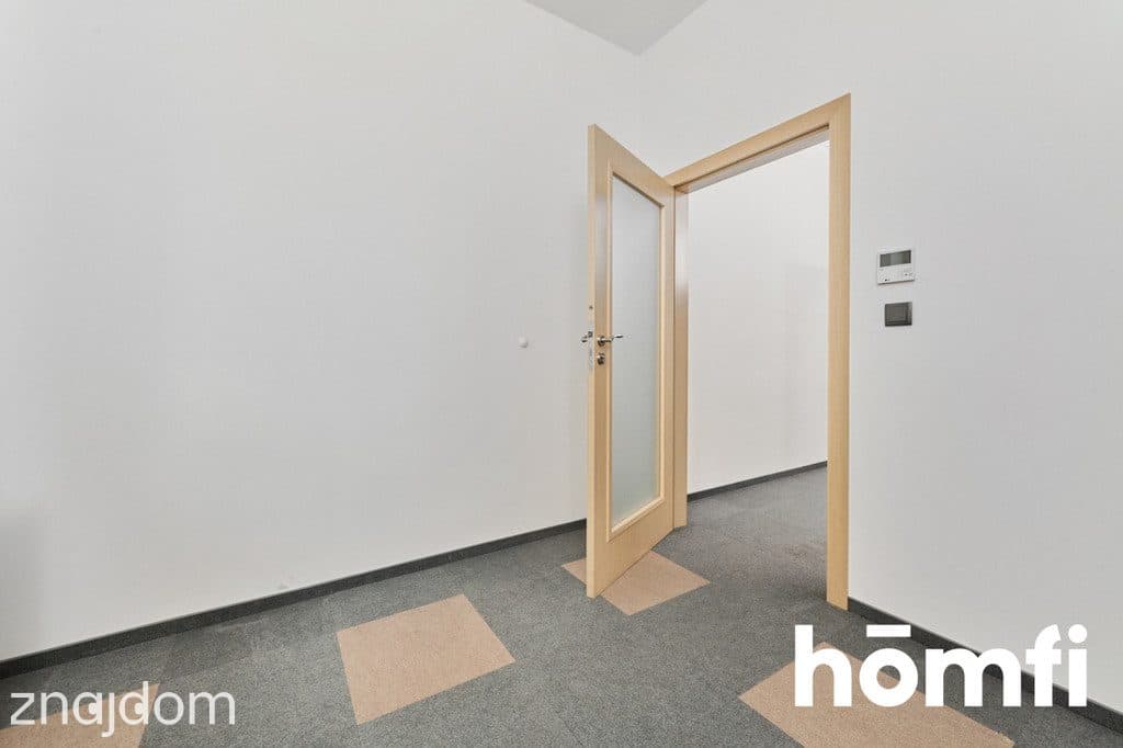 Na wynajem przestronny lokal 260 m2 Rynek 1 piętro - zdjęcie 16