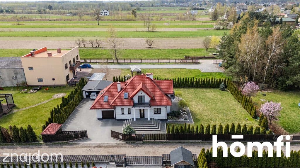 Dom w Rajcu Poduchownym gotowy do zamieszkania - zdjęcie 3