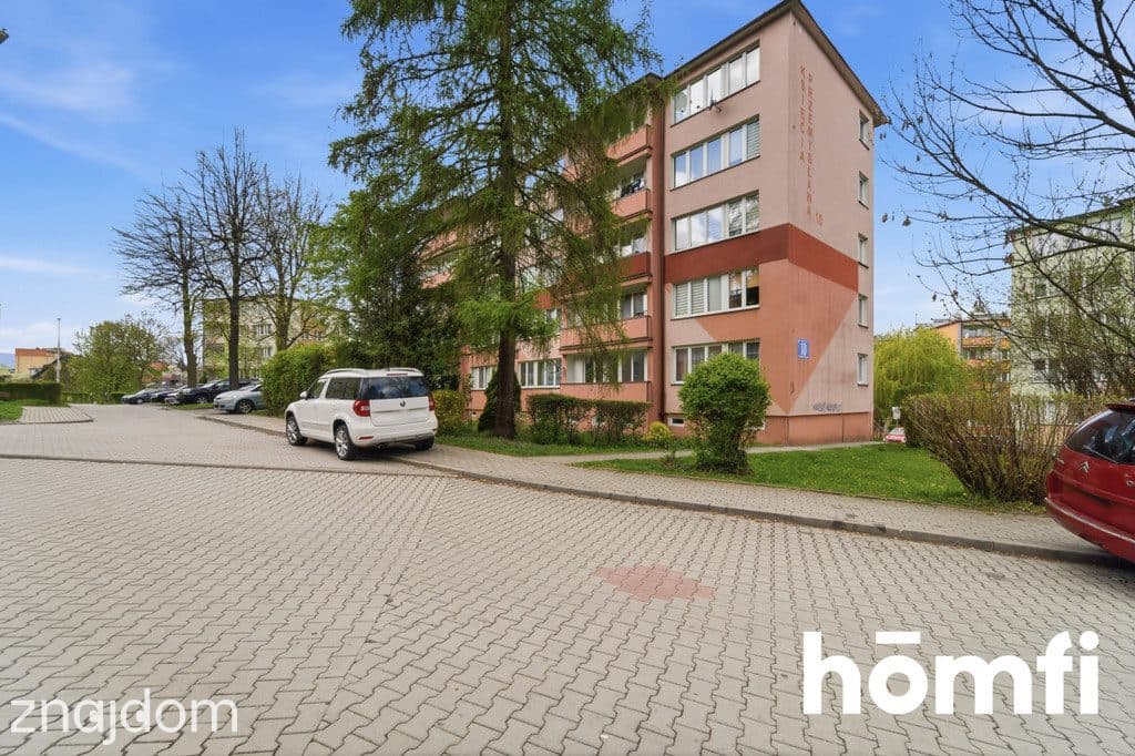 Funkcjonalna kawalerka po remoncie w Bielsku - zdjęcie 16