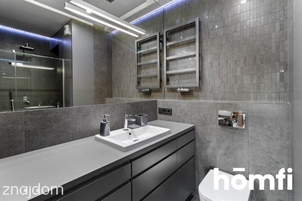 Przestronny apartament na ostatnim piętrze! - zdjęcie 9