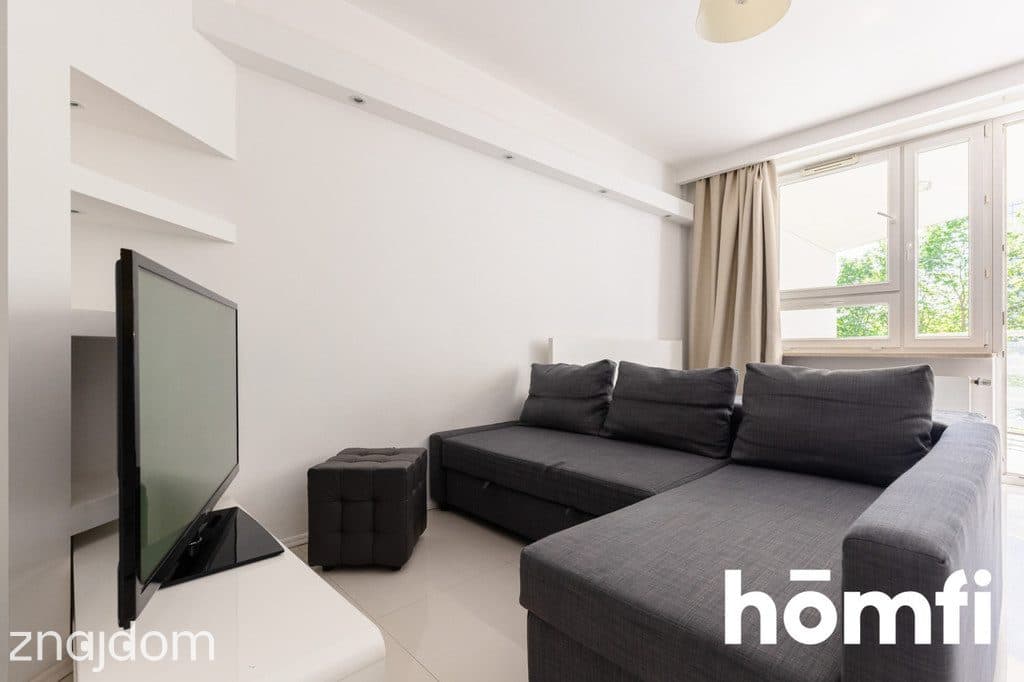 Apartament tuż przy stacji Metro Dworzec Gdański - zdjęcie 3