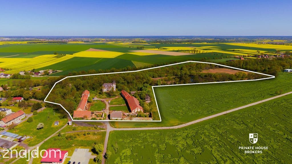 Zespół folwarczno-pałacowy na 17ha gruncie