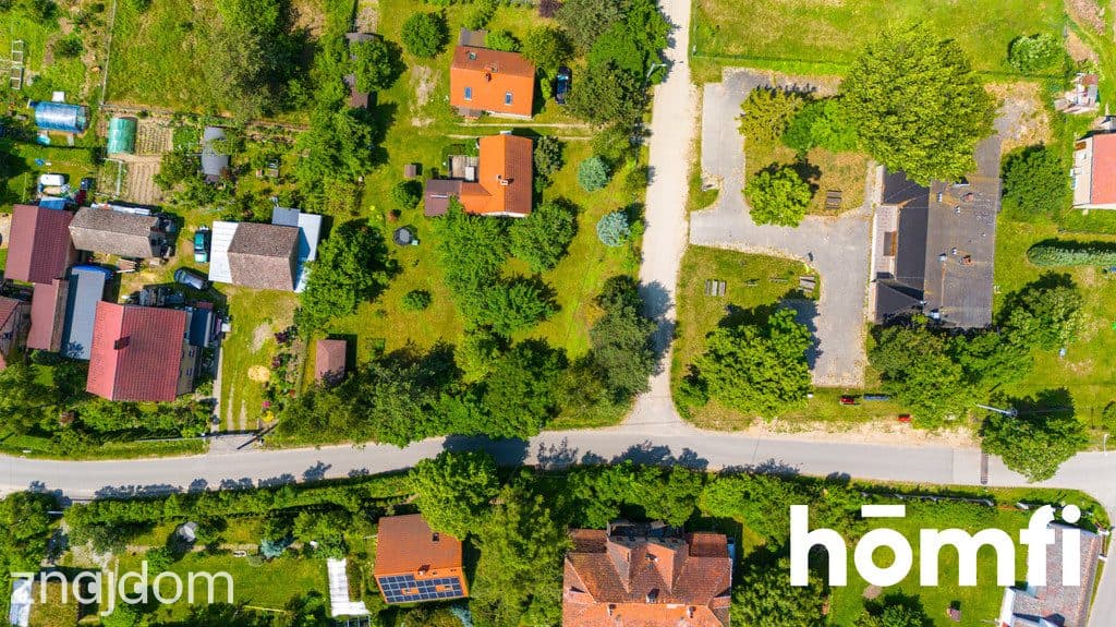 Atrakcyjna działka budowlana 923 m² w Jarach