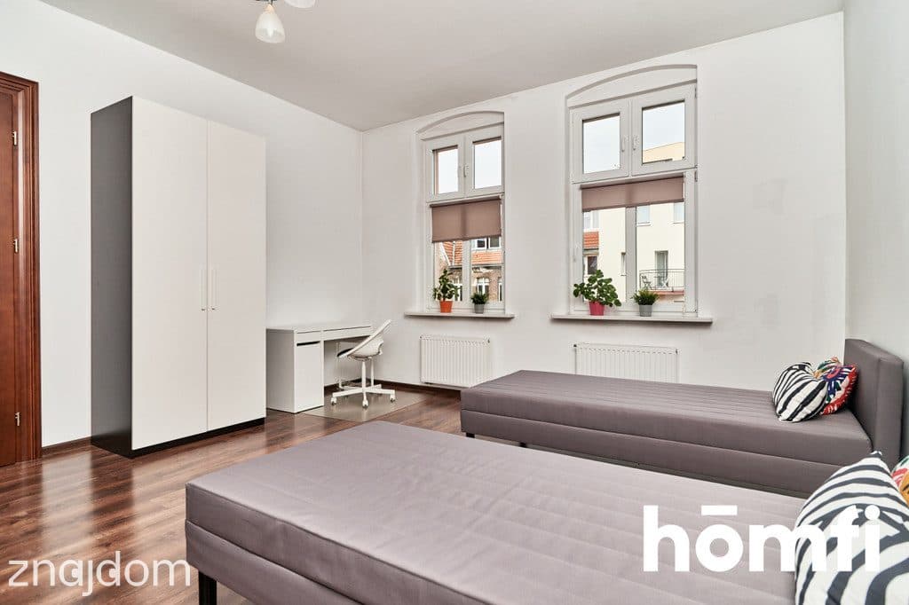 Przestronne 115 m² w sercu miasta - kamienica - zdjęcie 3