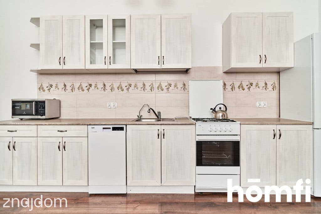Przestronne 115 m² w sercu miasta - kamienica - zdjęcie 10