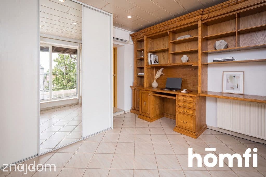 Penthouse z fotowoltaika i szklanym sufitem - zdjęcie 11