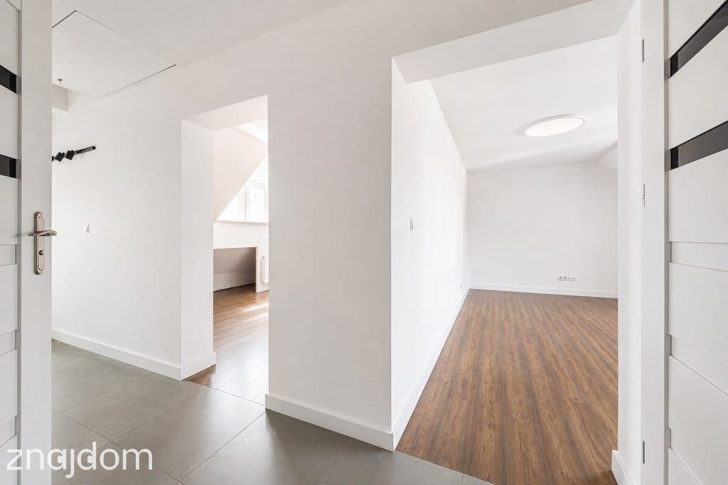Mieszkanie z antresolą po remoncie | 44 m² | - zdjęcie 6