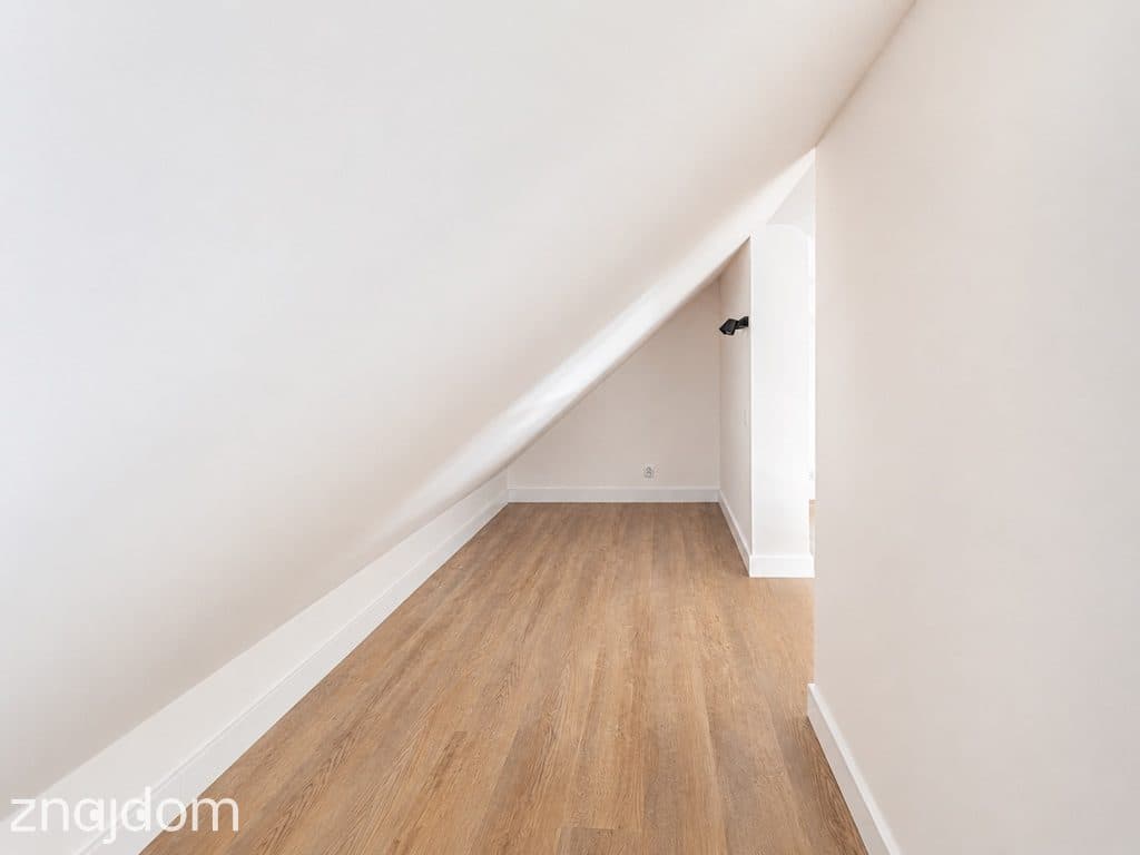 Mieszkanie z antresolą po remoncie | 44 m² | - zdjęcie 4