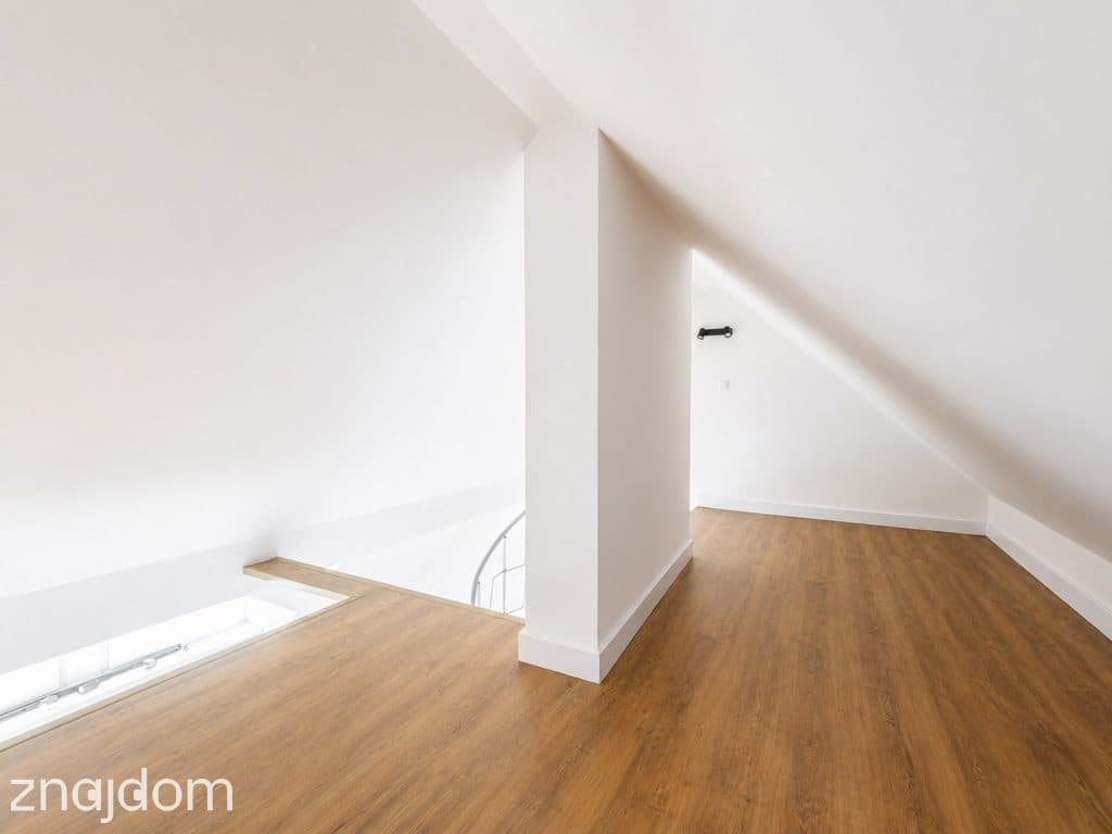 Mieszkanie z antresolą po remoncie | 44 m² | - zdjęcie 5