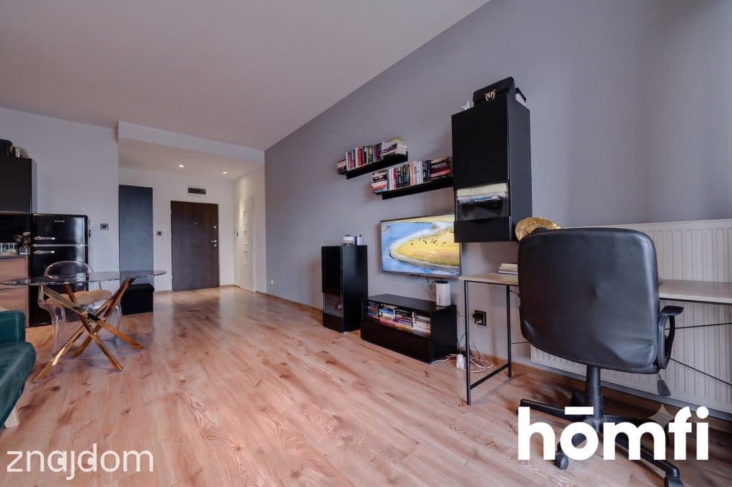 PRZESTRONNA KAWALERKA W APARTAMENTOWCU - zdjęcie 5