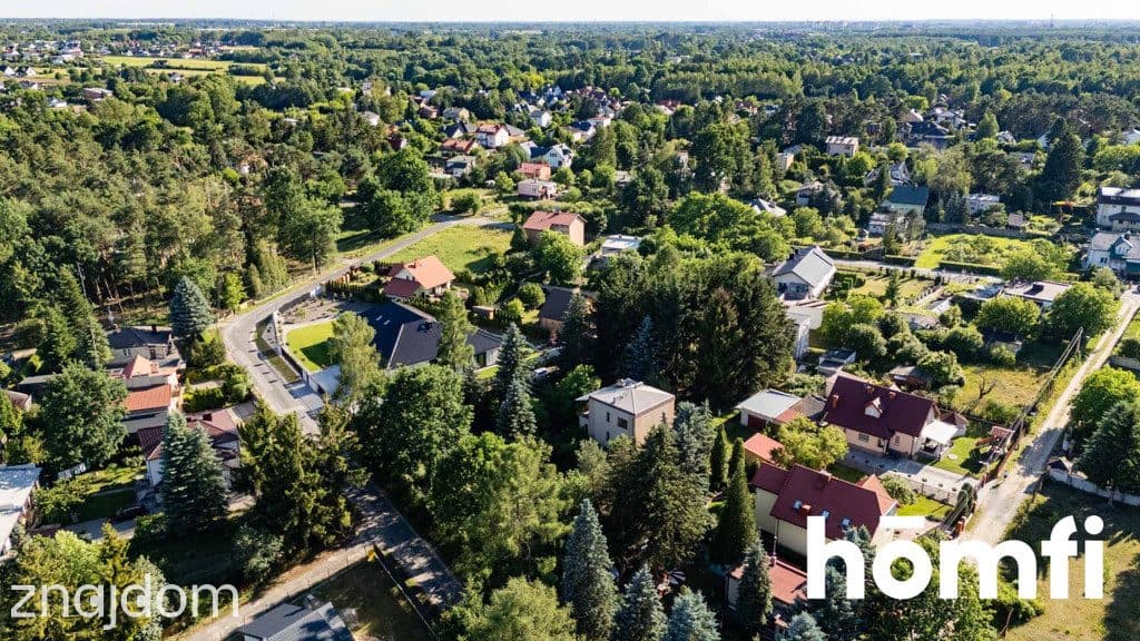 Dom do remontu w super zielonej okolicy - zdjęcie 16