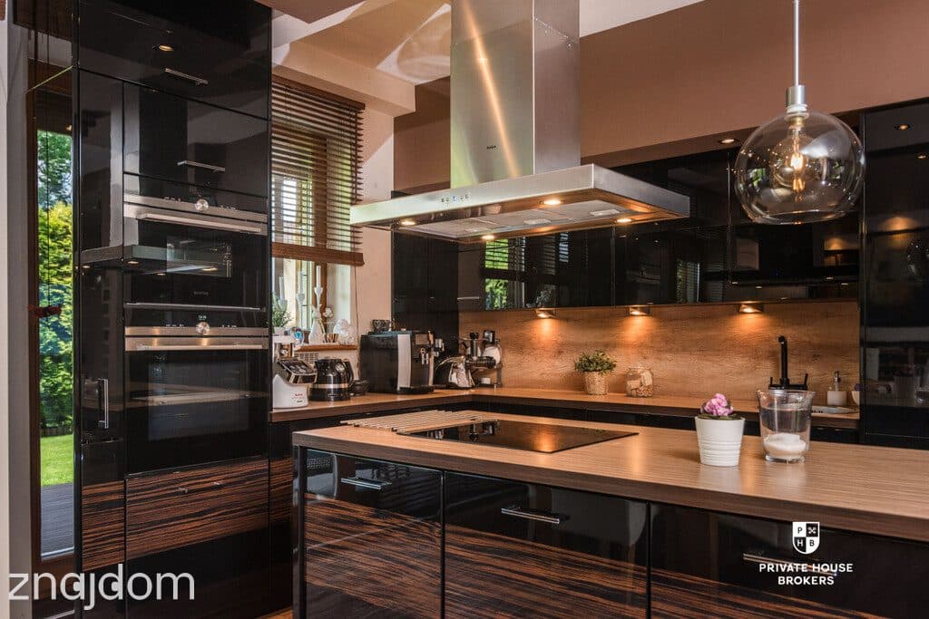 Apartament z pięknym ogrodem i kinem letnim - zdjęcie 7
