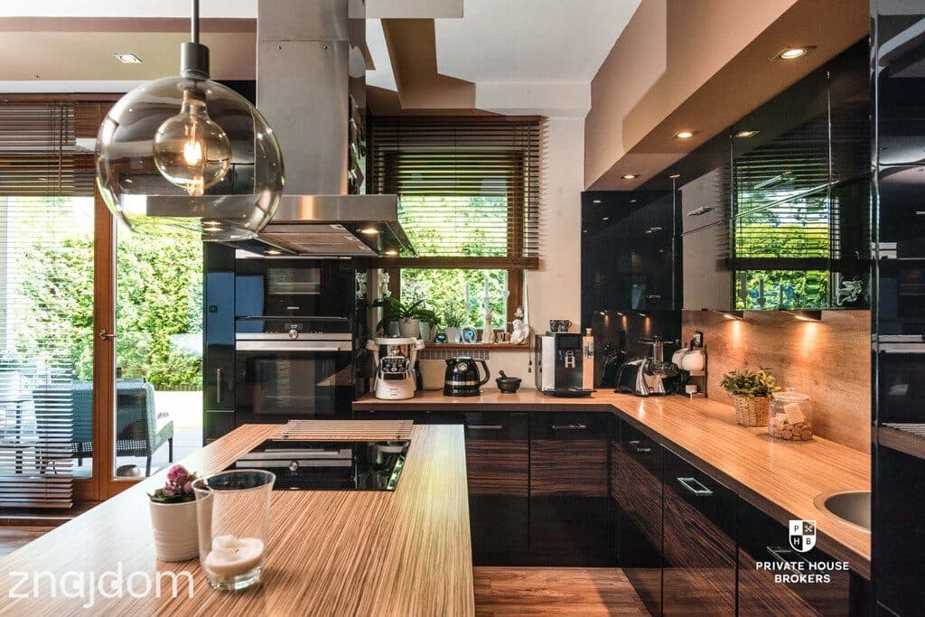 Apartament z pięknym ogrodem i kinem letnim - zdjęcie 8