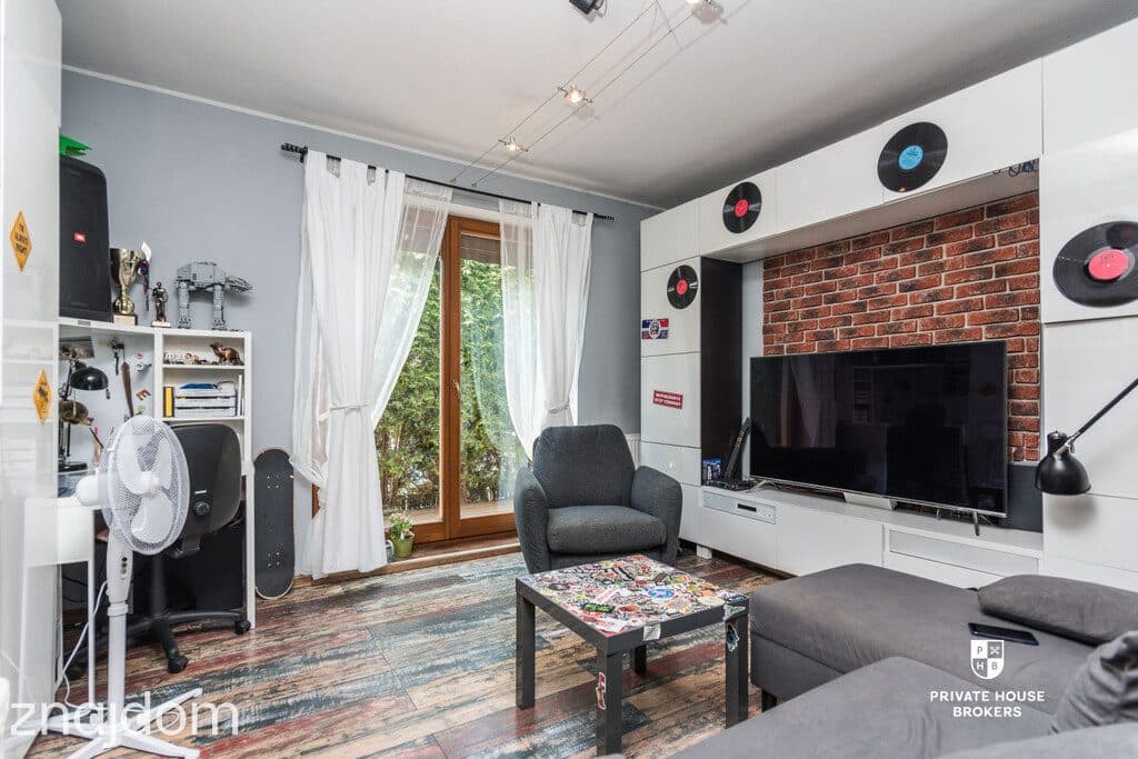 Apartament z pięknym ogrodem i kinem letnim - zdjęcie 13