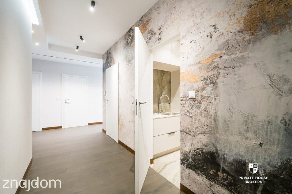 Wykończony apartament w doskonałej lokalizacji - zdjęcie 14