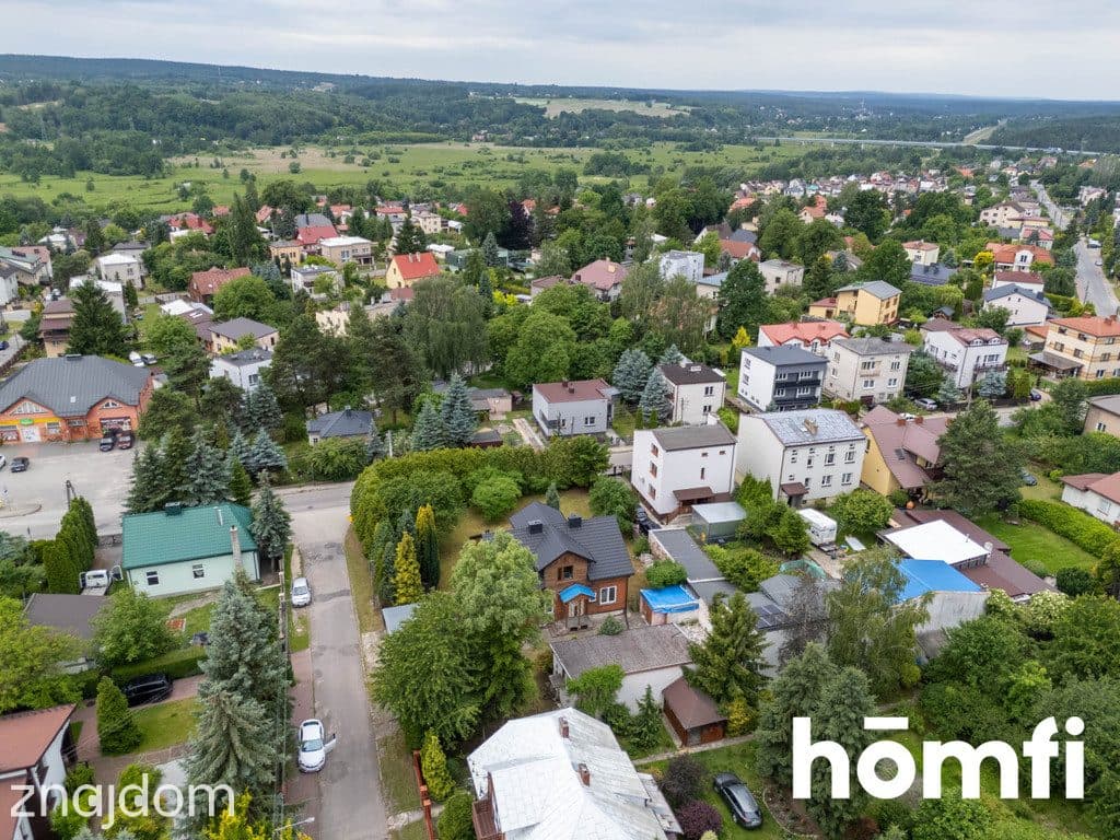 Drewniany dom, dwa osobne mieszkania, działka 1300 - zdjęcie 7