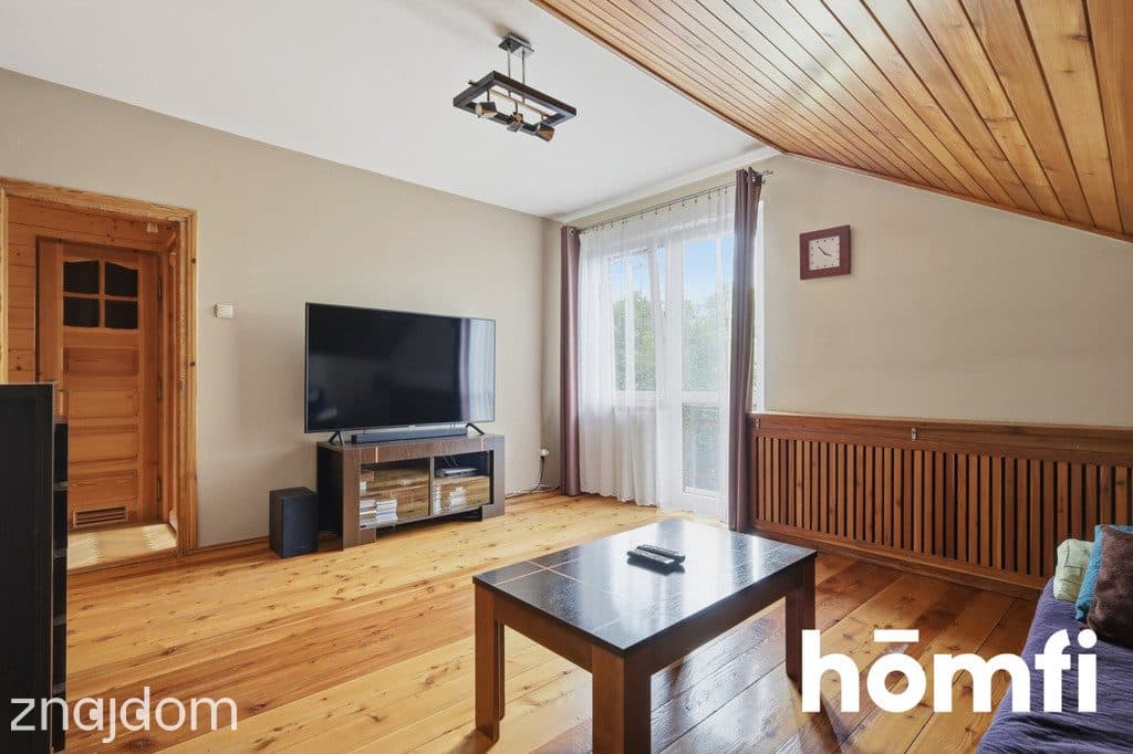 Dom z ogromnym potencjałem – 220 m² - 8 pokoi - zdjęcie 11