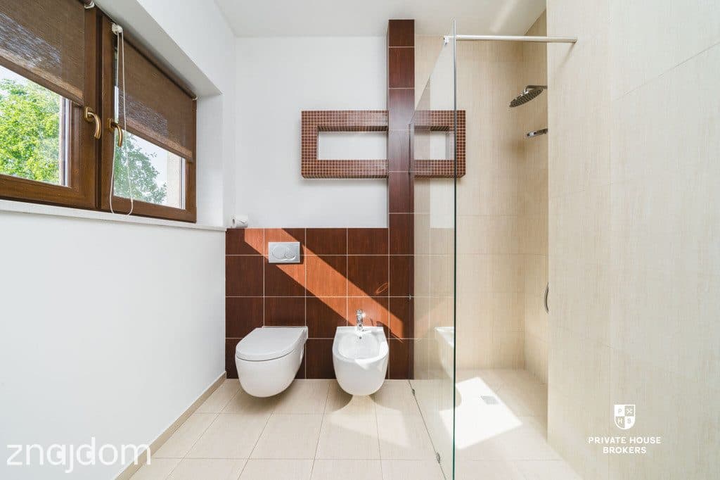 Nowoczesny 242m2 dom 6 pok Kuźnicy Kołłątajowskiej - zdjęcie 15