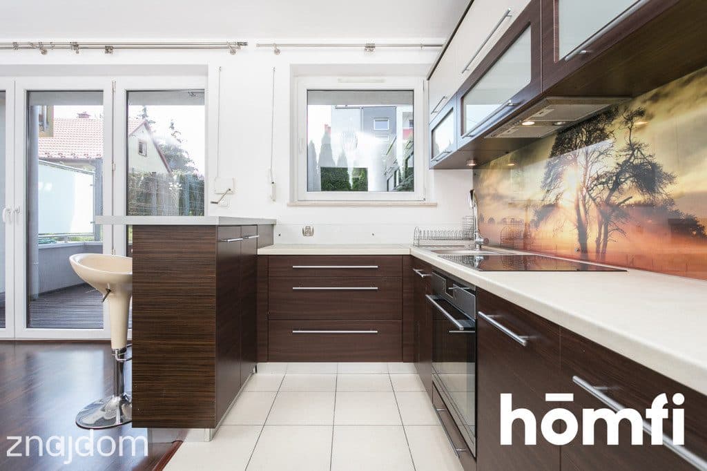 140 m² ogrodu + 20 m² tarasu-przestrzeń jak w domu - zdjęcie 4