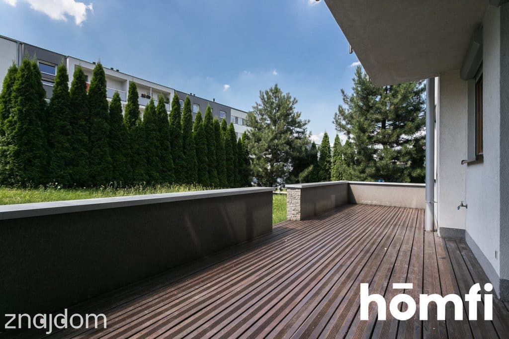 140 m² ogrodu + 20 m² tarasu-przestrzeń jak w domu - zdjęcie 5