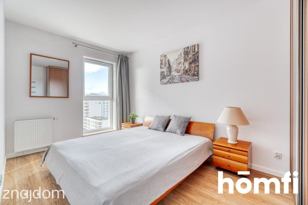 Atrakcyjny apartament na 10 piętrze, blisko morza - zdjęcie 3