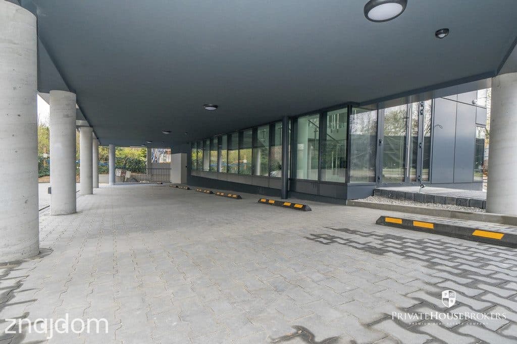 Lokal biurowy w kameralnym biurowcu 66 mkw - zdjęcie 7