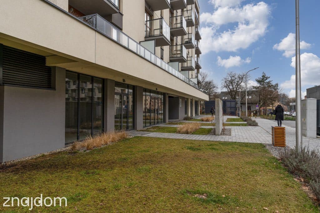 Lokal handlowo- usługowy Wrocławska 148 mkw - zdjęcie 6