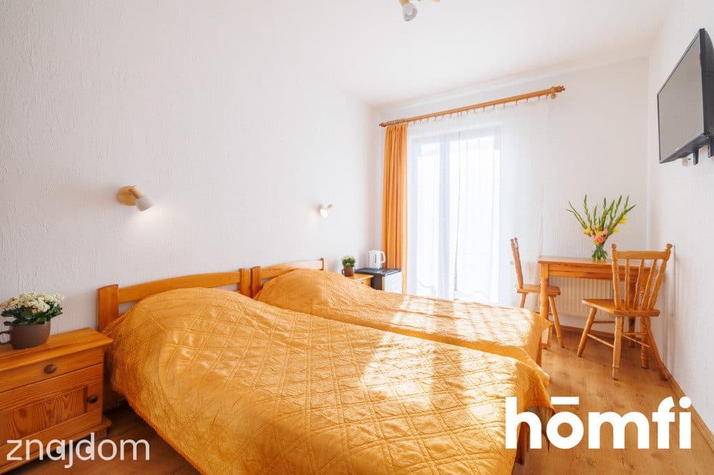 Pensjonat w Krynicy Morskiej 324 m2 - 13 pokoi